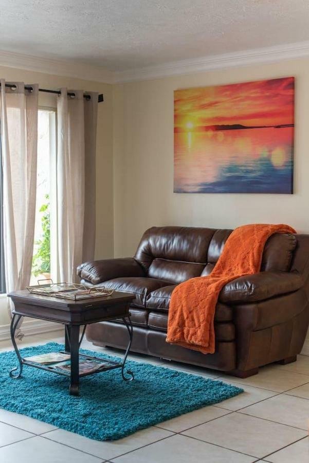 The Cozy House Villa Тампа Екстериор снимка